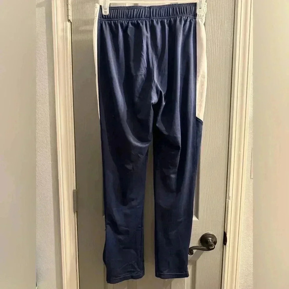 Under Armour Men’s Medium drawstring elas waist EUC  Front pockets. - Picture 5 of 9